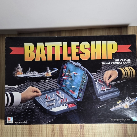 BATTLESHIP Game Milton Bradley 1998 Edition - Picture 1 of 5